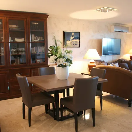 Le Refuge De Diane Apartament